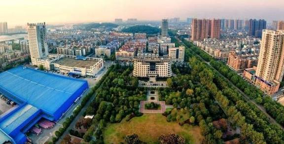 全国第三代试管婴儿医院排名（原创
            加快长江左岸创意设计城发展，完善武汉世界设计之都）