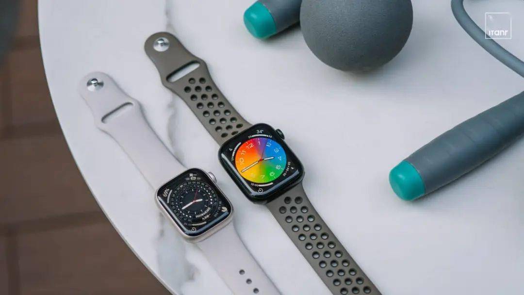 ¿ Apple Watch 飺ˬ watchOS