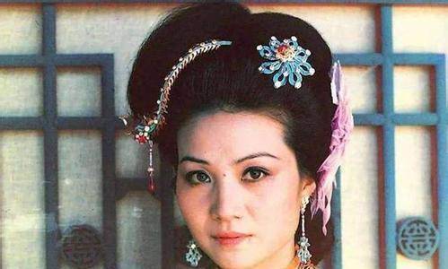 首先,探春是个女儿身如果非要在王夫人的生命中找一个她最厌弃的人,那