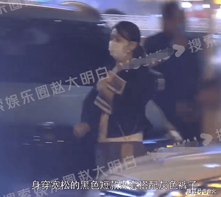 原创
  陈好与富豪老公吃饭被拍!未化妆皮肤白嫩,女儿背大纸袋太接地气 第1张 原创
  陈好与富豪老公吃饭被拍!未化妆皮肤白嫩,女儿背大纸袋太接地气 第1张