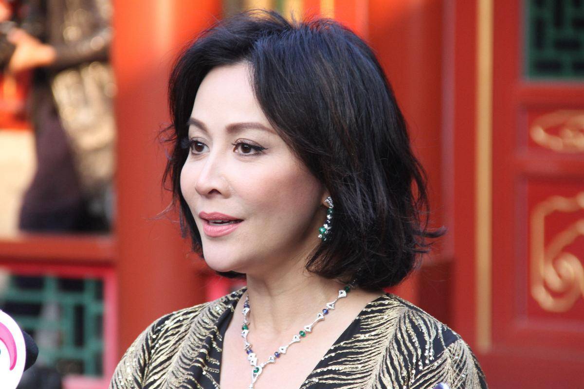 2、刘嘉玲：演啥都一个样