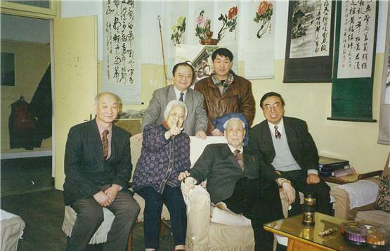 他26岁成为党员，曾主政过河南三年，71岁任北京市委书记，活到94