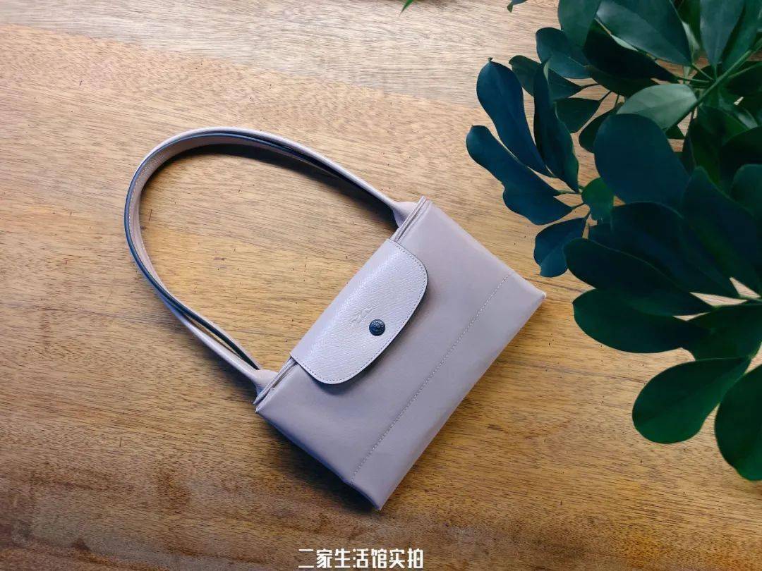 专柜又涨价管我屁事,奢牌包包白菜价到手小意思啦! 专柜又涨价管我屁事,奢牌包包白菜价到手小意思啦!