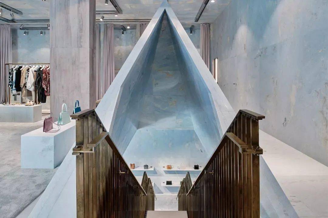 ��Щ�콢�꣬��ʯ���á����