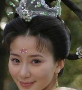 三国更好看的12大美女，刘备一家并吞了四个，貂蝉榜上无名