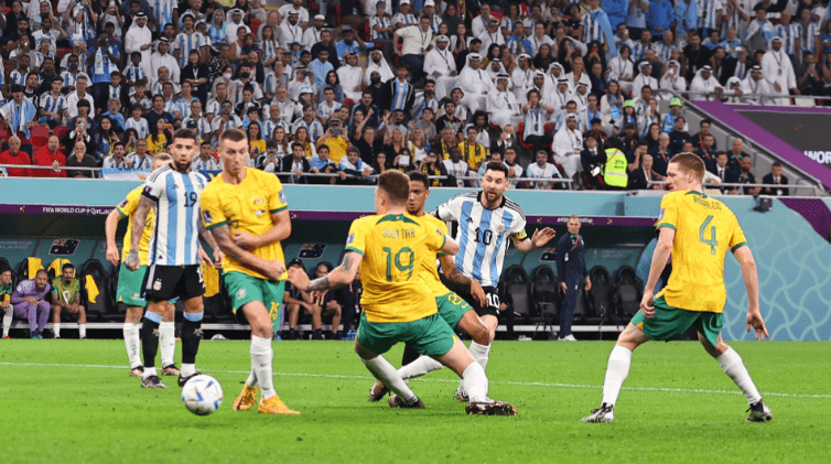 梅西里程碑破门！阿根廷2-1淘汰澳大利亚，晋级八强将战荷兰