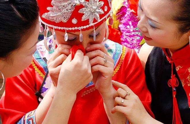 端州趣味婚俗