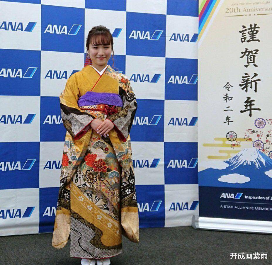 日本乒乓球女队和衣服，谁最标致？石川佳纯身着日本乒乓球女团和服，仙气十足