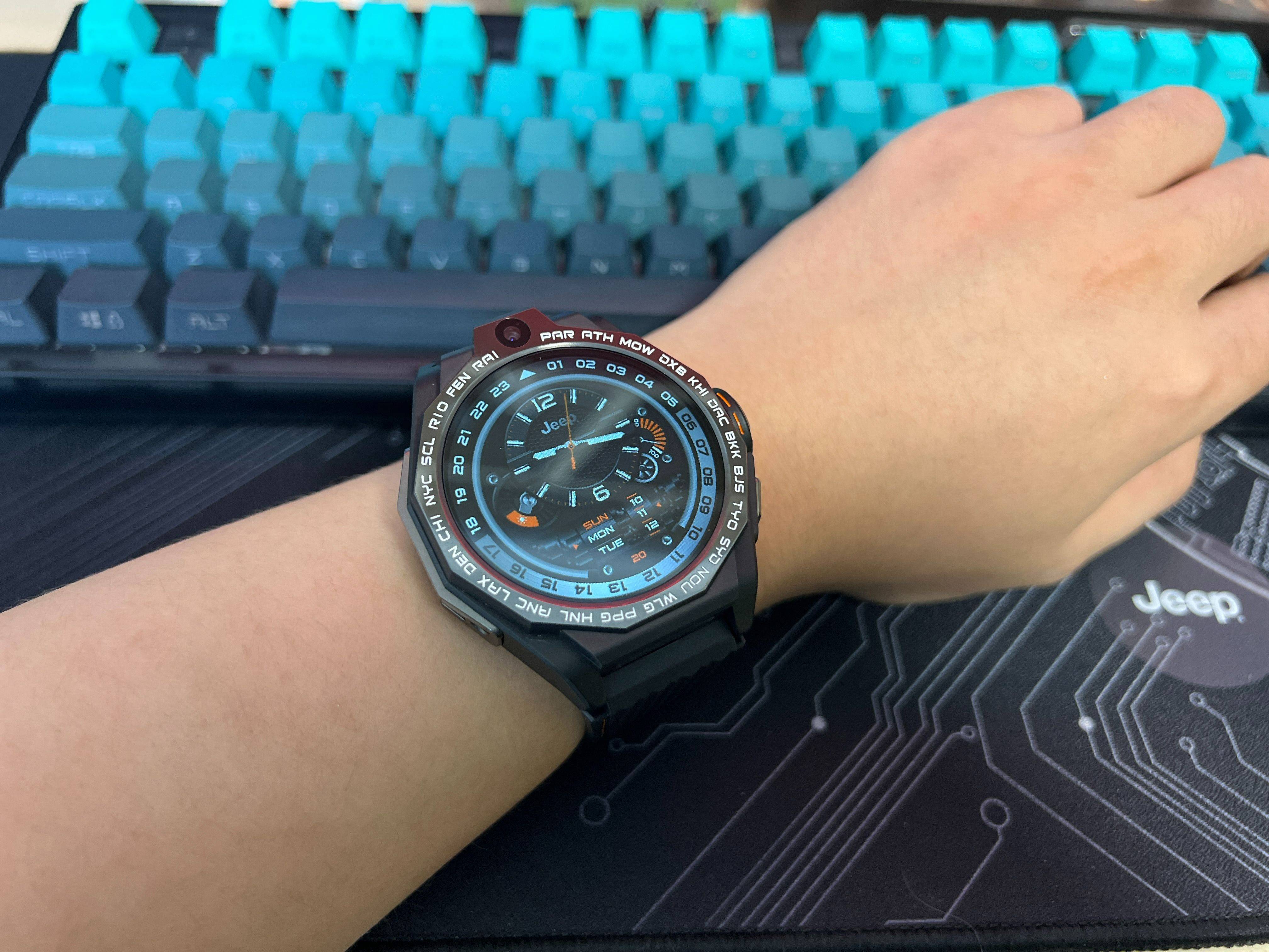 Jeep�ֳ����ֱ��ˣ���е�ͿƼ�Բ���Ļ�����Jeep����ʿF ...