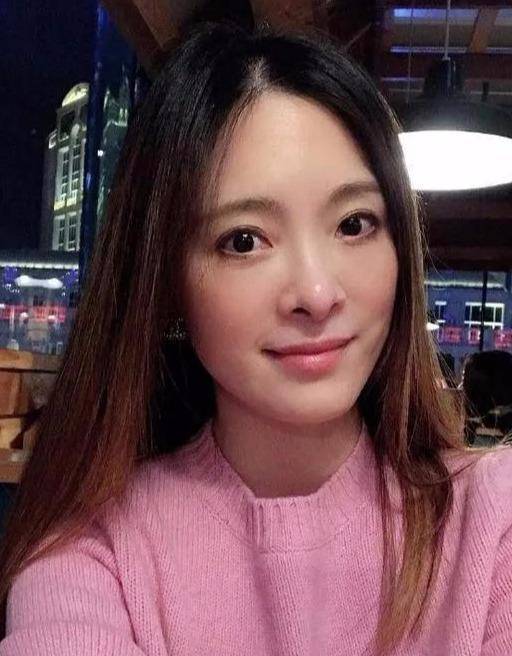 突发凶讯！44岁跳舞家刘实病逝，抢救33天换心失败，女儿仅4岁