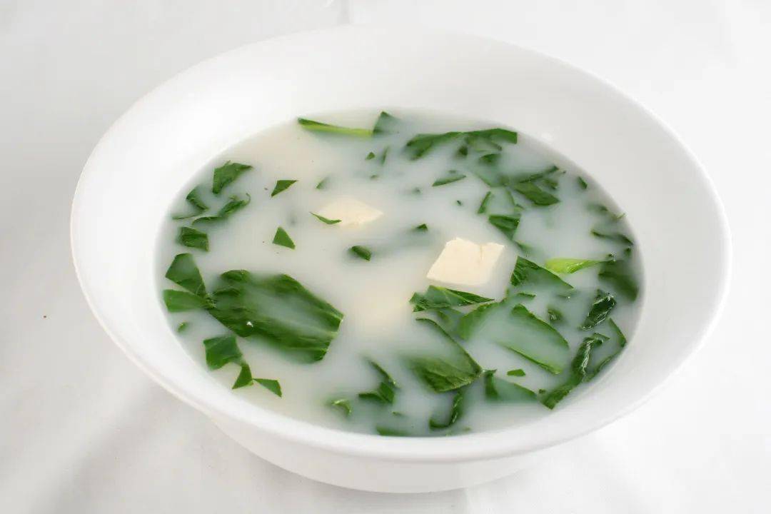 爱吃素食的哺乳妈妈有福了，这17款素菜汤，下奶还不发胖！
