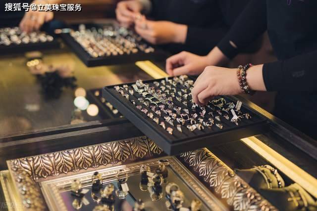 珠宝店黄金首饰价格如何制定?了解这些，以免上当受骗 