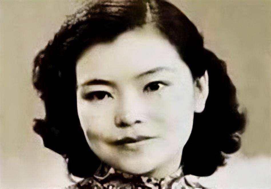 1949年蒋介石败走之际，把3名女性添进撤离名单，她们结局若何？