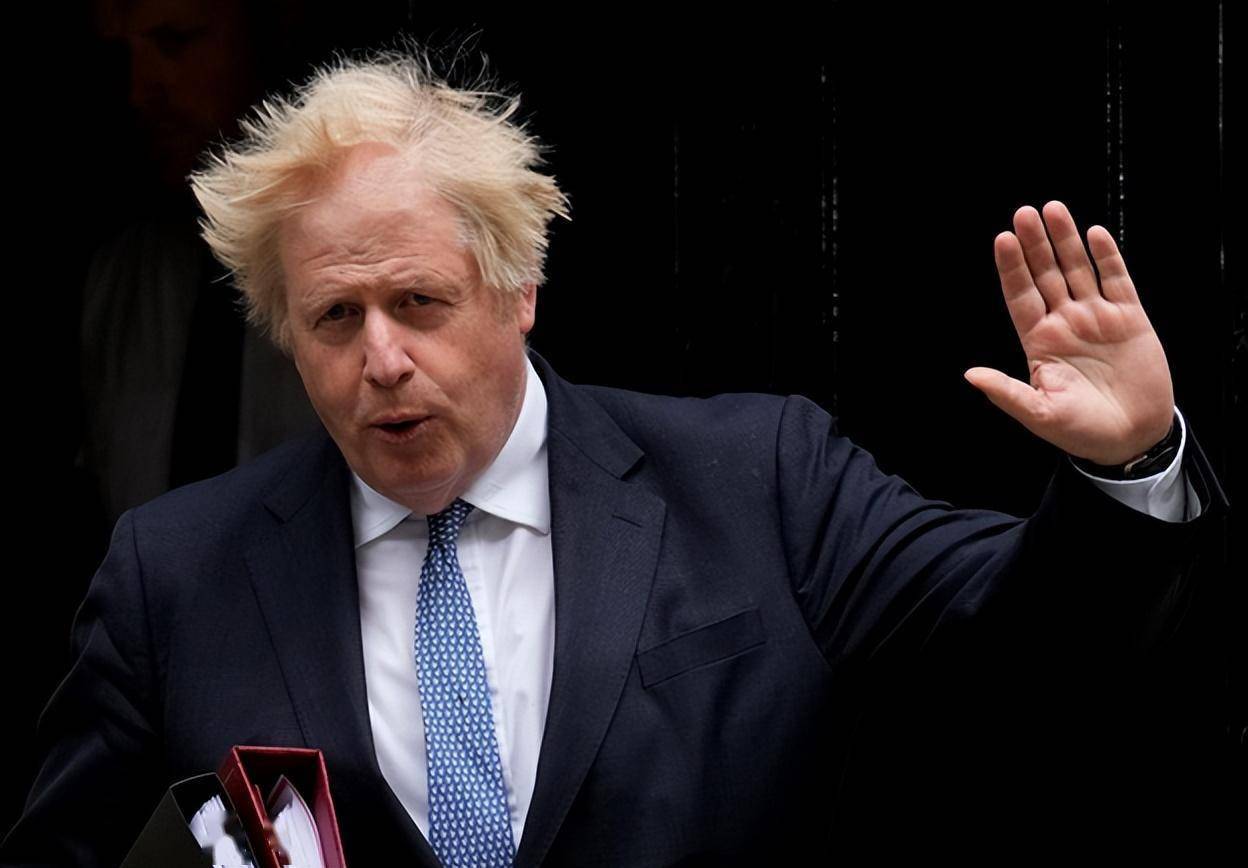 Ӣ����˫�����ǡ�����˹��α�ָ̰������н����30��