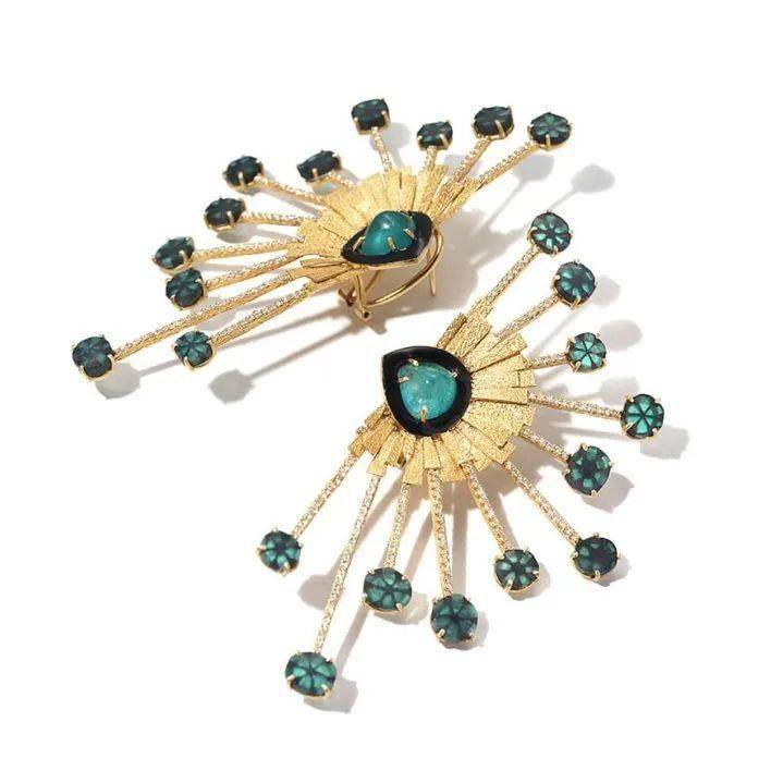 �������𣿾�Ȼ�е��ں�����ñ�ʯ�����죡