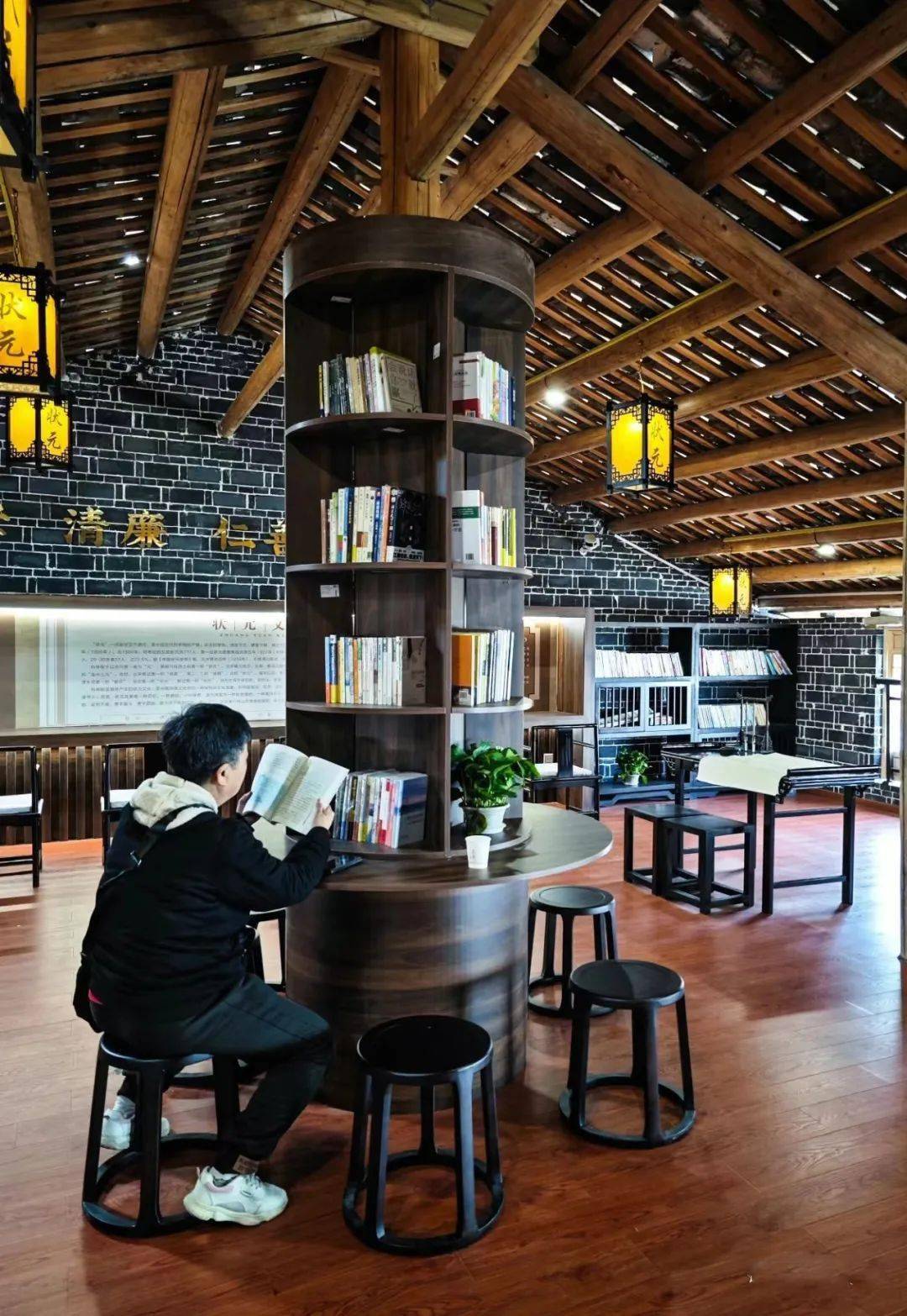 ���Ļ�Ǧɽ�������·�