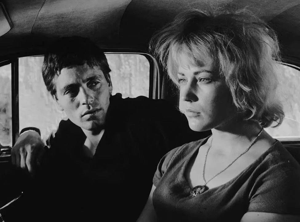 @�����ˣ�����ĵ�һ��Ӱչ����������ĩ�и�����