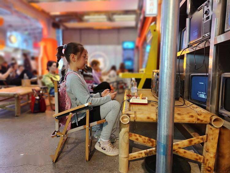 ��ѶROG��Ϸ�ֻ�7 Pro���⣺��ֹӲ�ˡ�������������