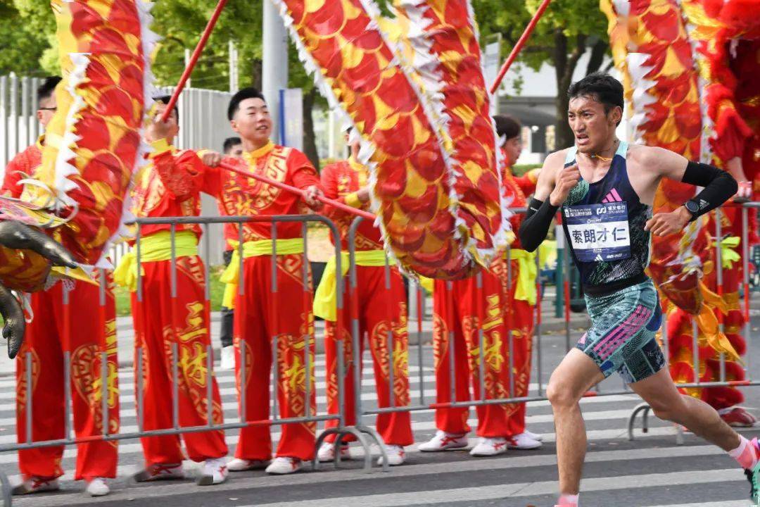 “六大满贯”争夺战，谁是更大赢家？