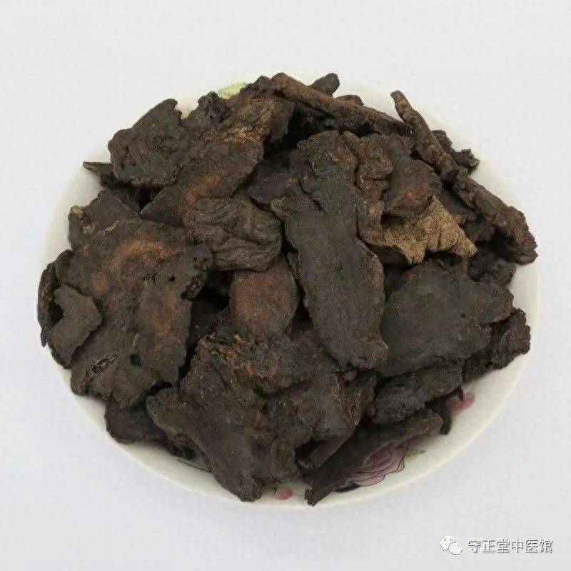 津液也就是水源的问题，并且生地有补肾填精的作用，所以能够恢复肾气。