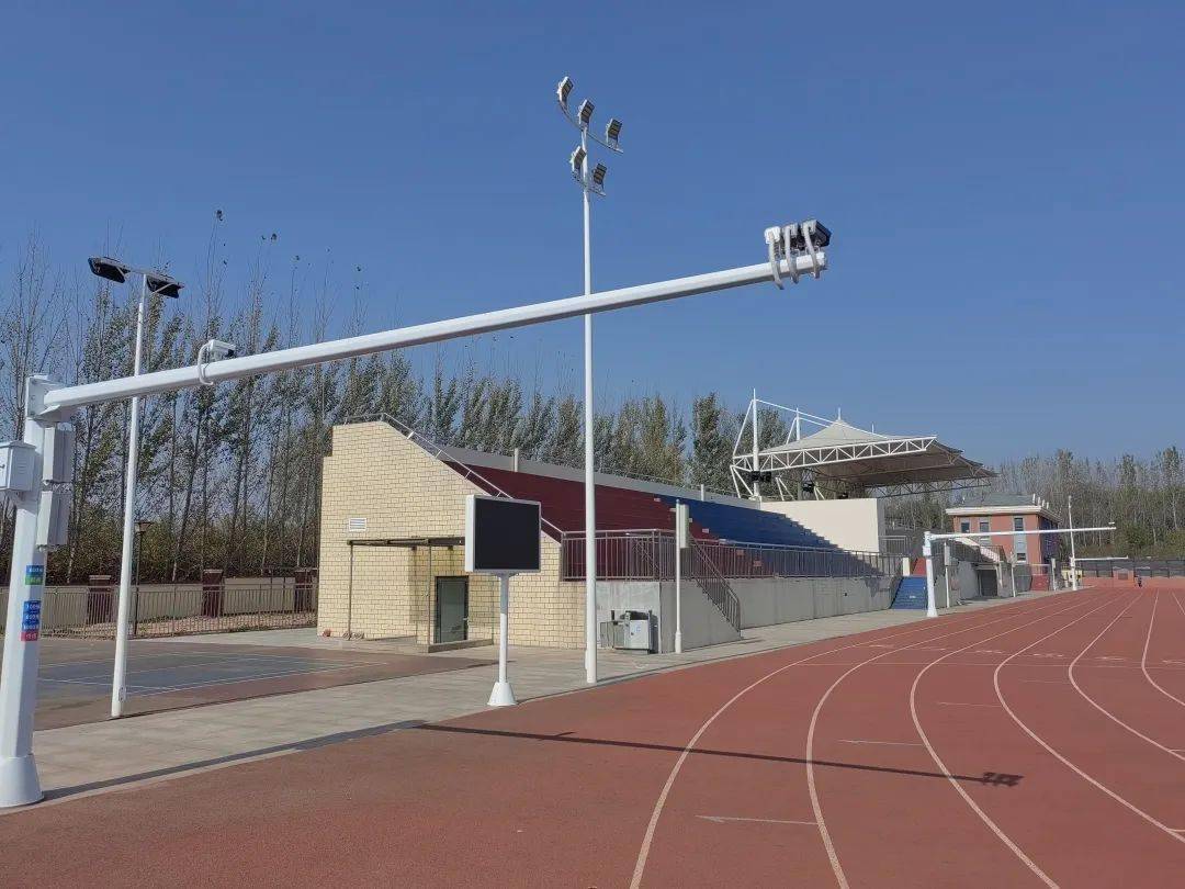 厉害了!莱西这个学校的体育课有了“AI”老师 厉害了!莱西这个学校的体育课有了“AI”老师