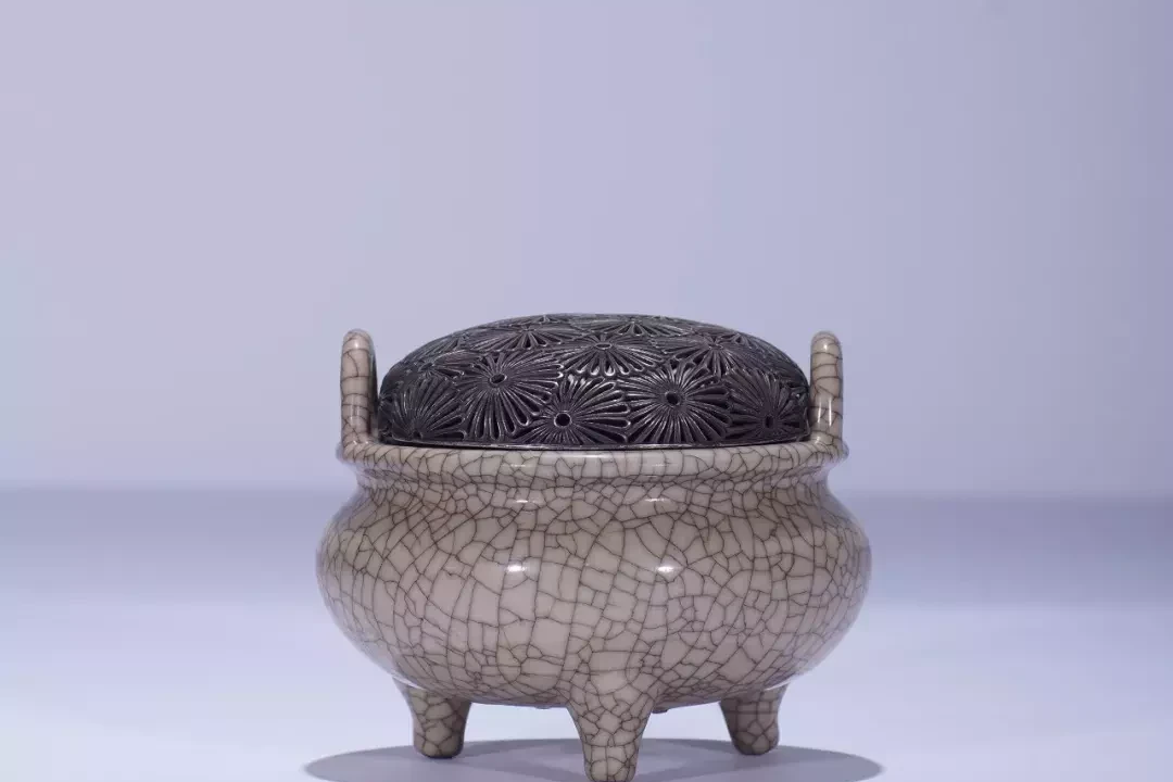 哥釉金丝铁线识哥釉(组图)_瓷器