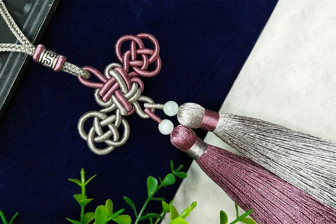 用双钱结和吉祥结拼出来的古风挂饰你喜欢吗可搭配汉服哦