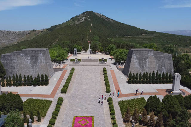 2020-05-25 14:4900盗挖乾陵的黄巢沟太深了,在