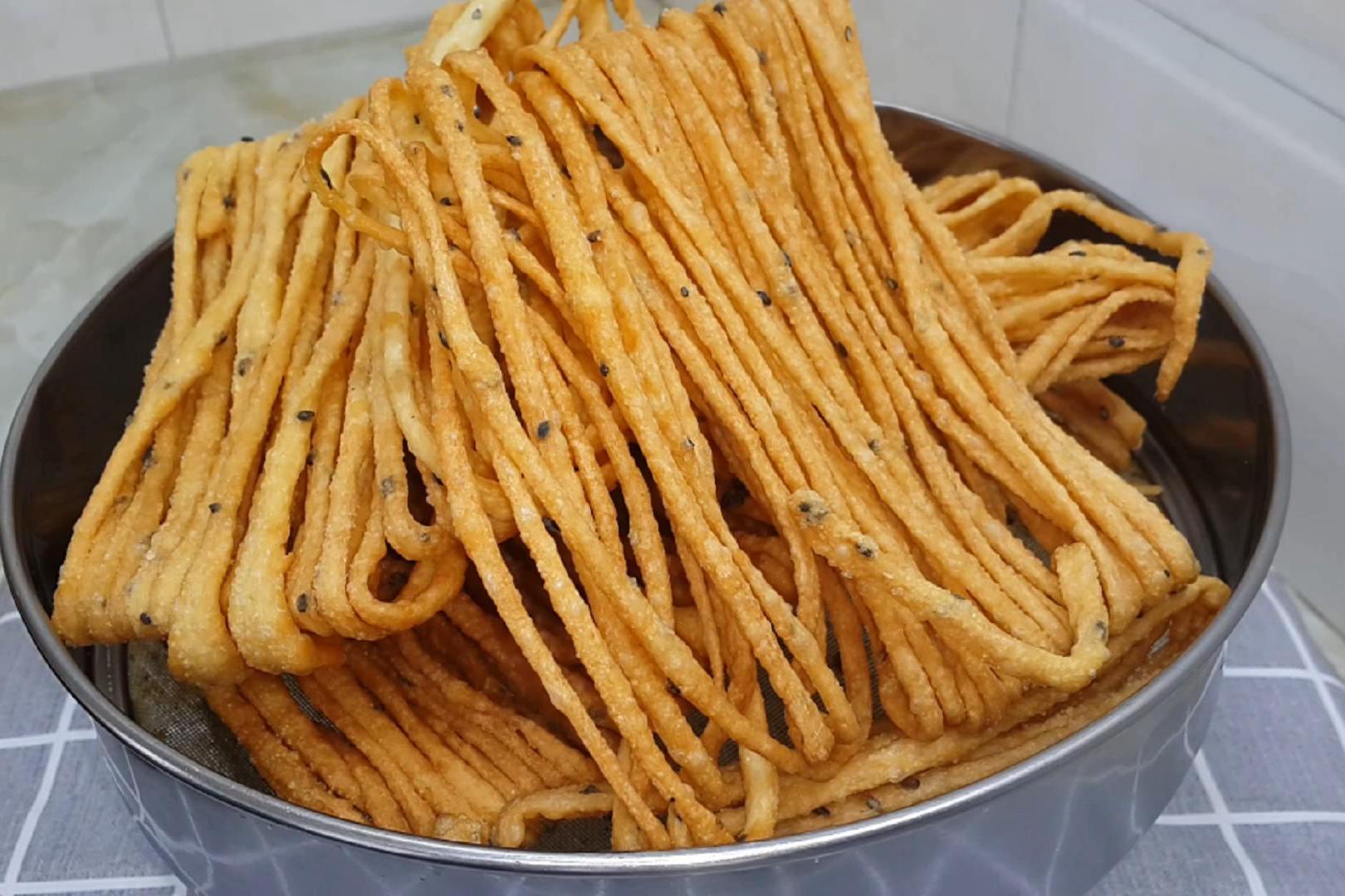 家常小馓子的做法掌握配方技巧个个焦脆又香酥比锅巴还好吃