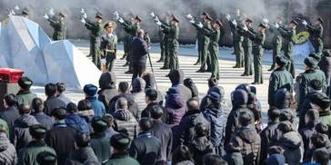 英魂安息 家国安宁——第十批在韩中国人民志愿军烈士遗骸安葬仪式侧记