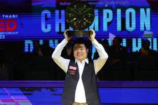 打破冠军荒 丁俊晖问鼎斯诺克6红球世锦赛