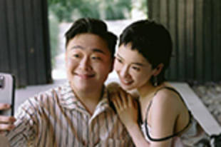 郝劭文晒婚礼现场照 释小龙当伴郎惊喜现身