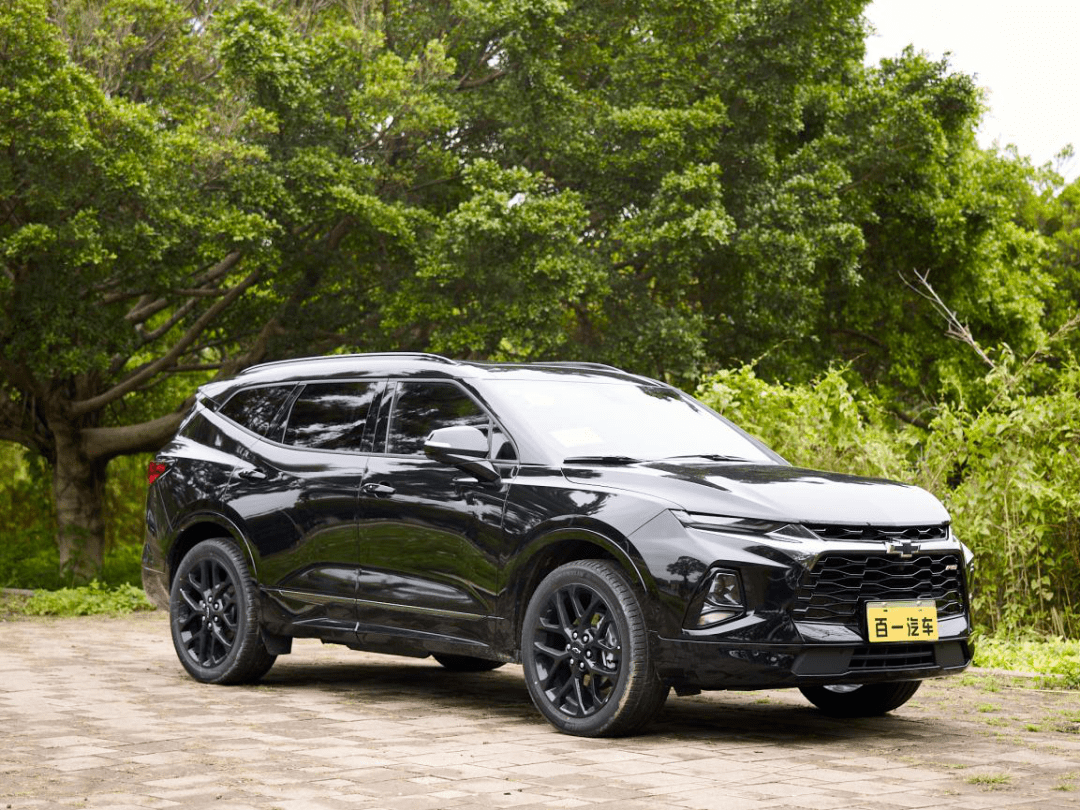 今天和大家分享全新的七座中大型suv——雪佛兰开拓者.