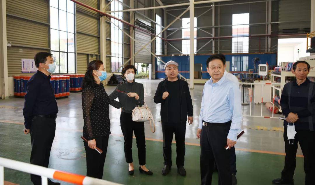 省科技厅副厅长徐宗勤一行到平舆调研指导工作