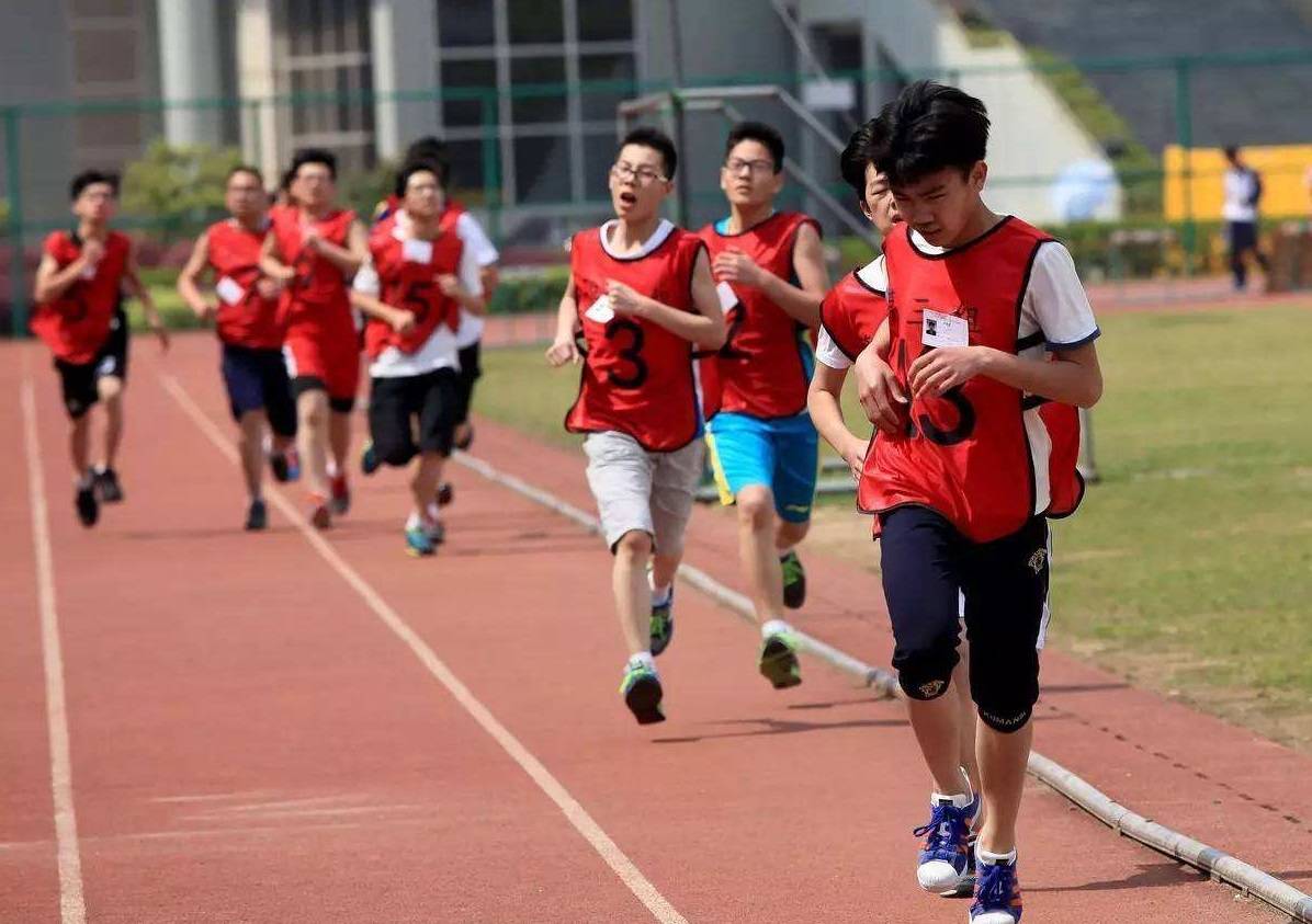 中学体育教案格式 参考_中学体育课堂教学设计_初中体育教案简案文字形式