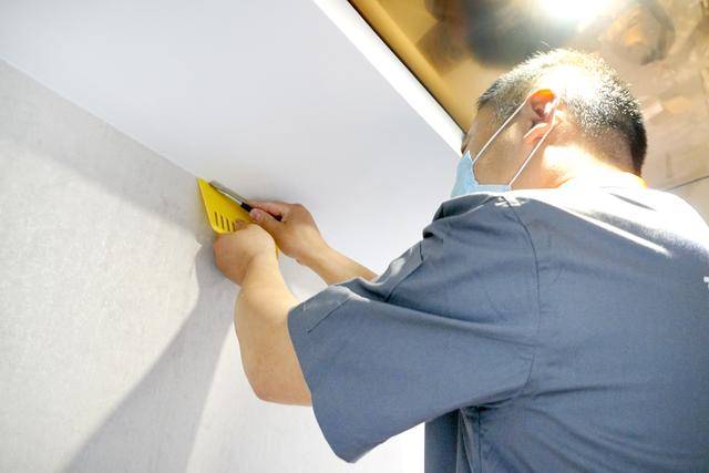 墙面装饰一体化解决方案杭州桂语江南50000㎡墙纸墙布施工进程过半