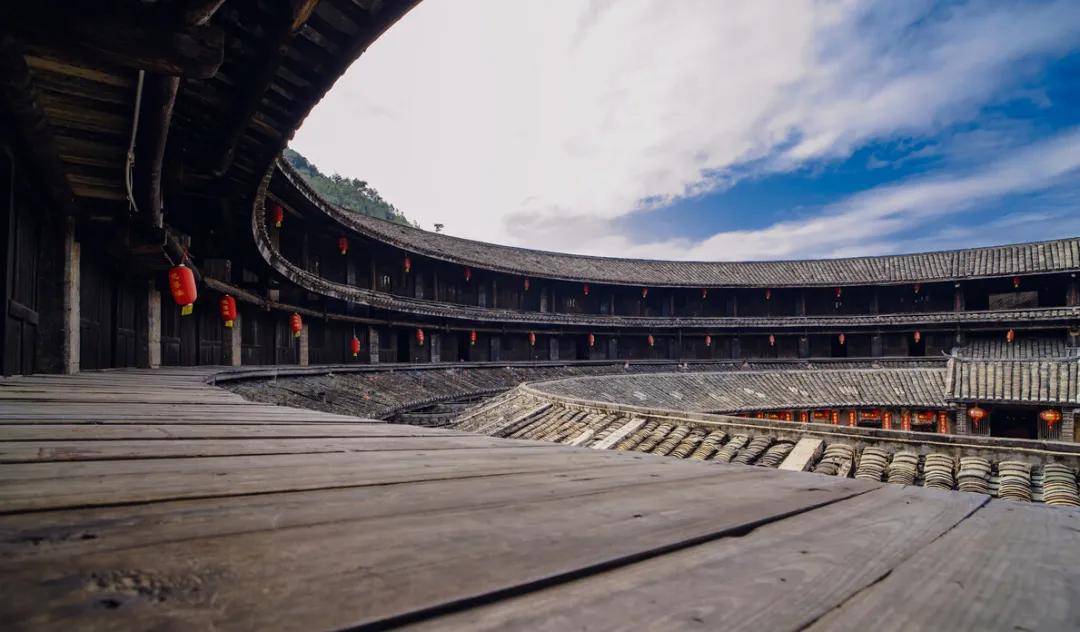 藏于梅州深山400年的客家土楼