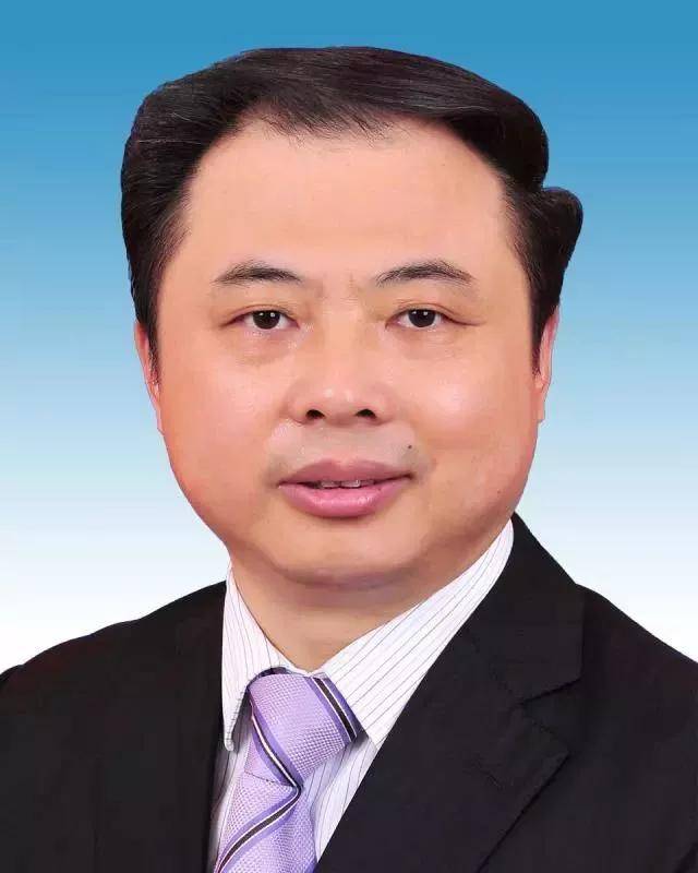 简介:张天任,全国人大代表,天能集团董事长,长兴县煤山镇新川村党总支