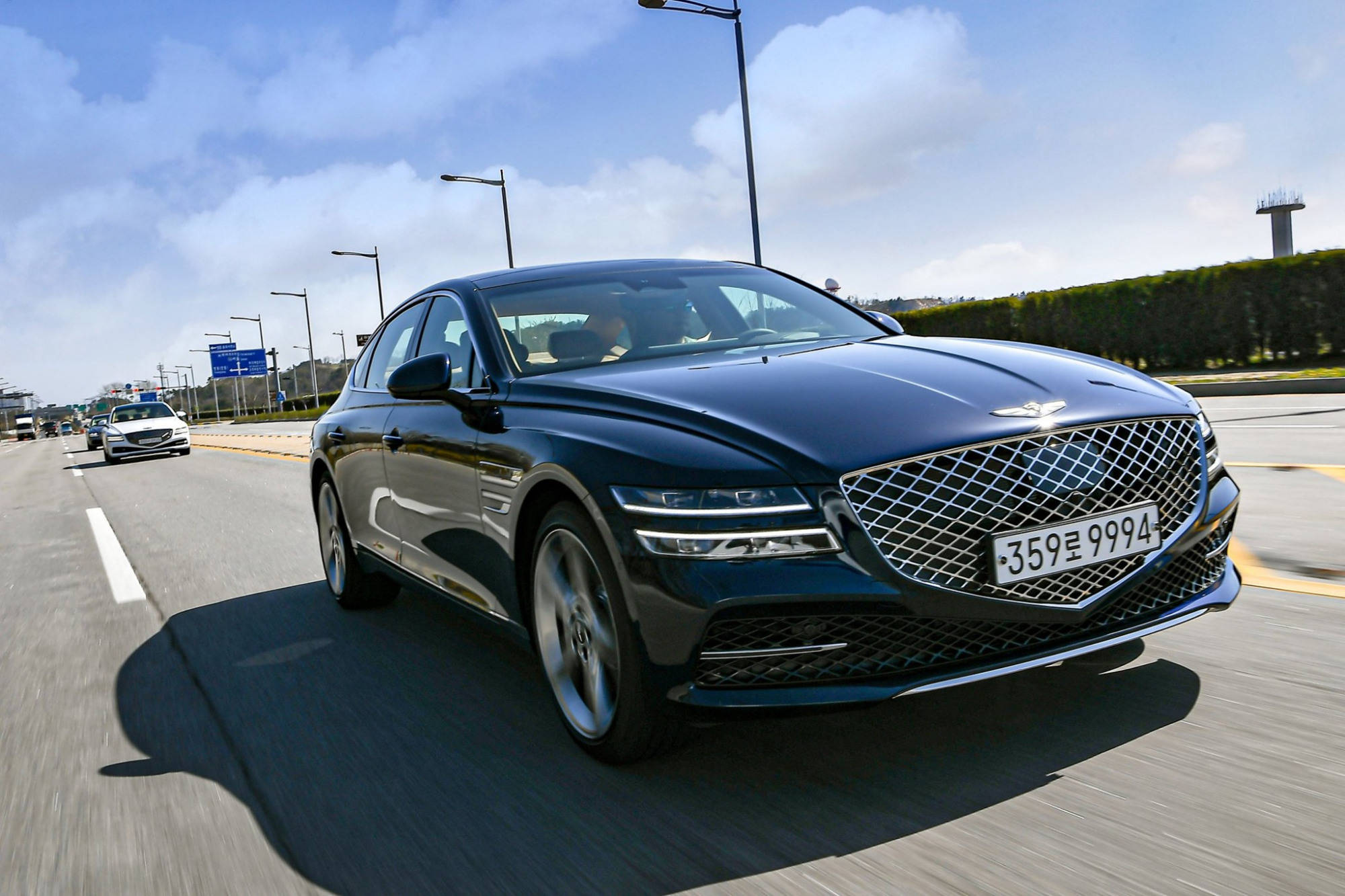 2021款genesisg80售价公布起价47700美元比奔驰e级低6000美元