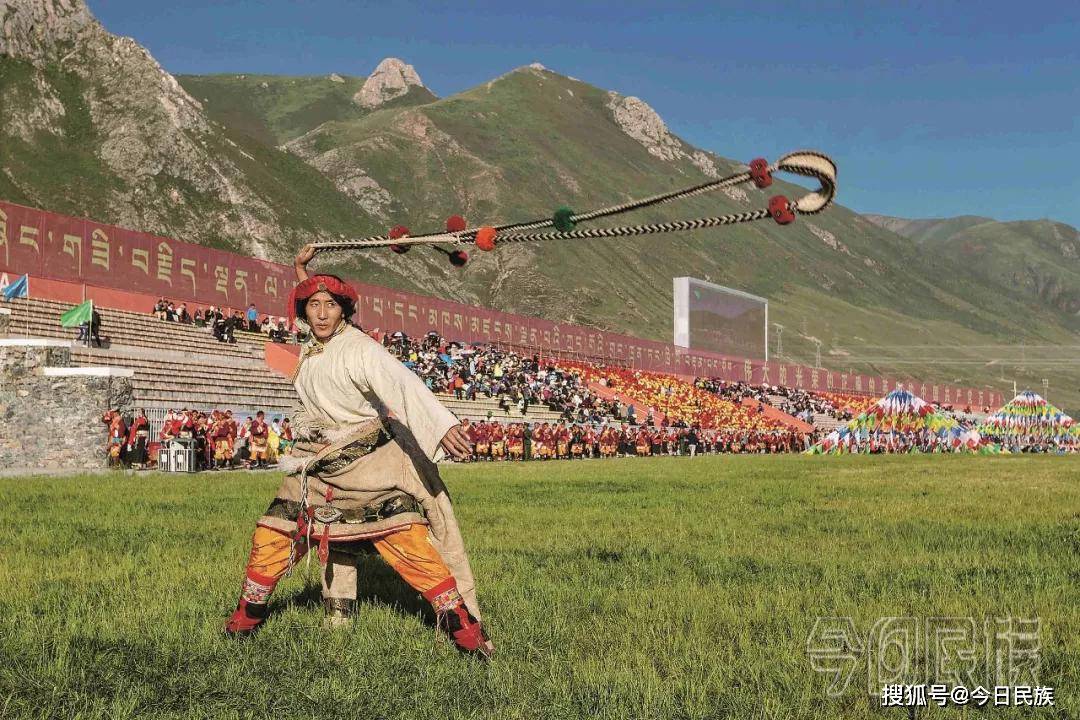 神山,圣水,阳光,牧人,曹家麟镜头下的高原"诱惑"