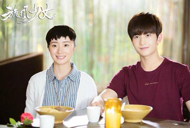 首部作品就搭档那时正火的杨洋,出演了《旋风少女》这部影视剧.