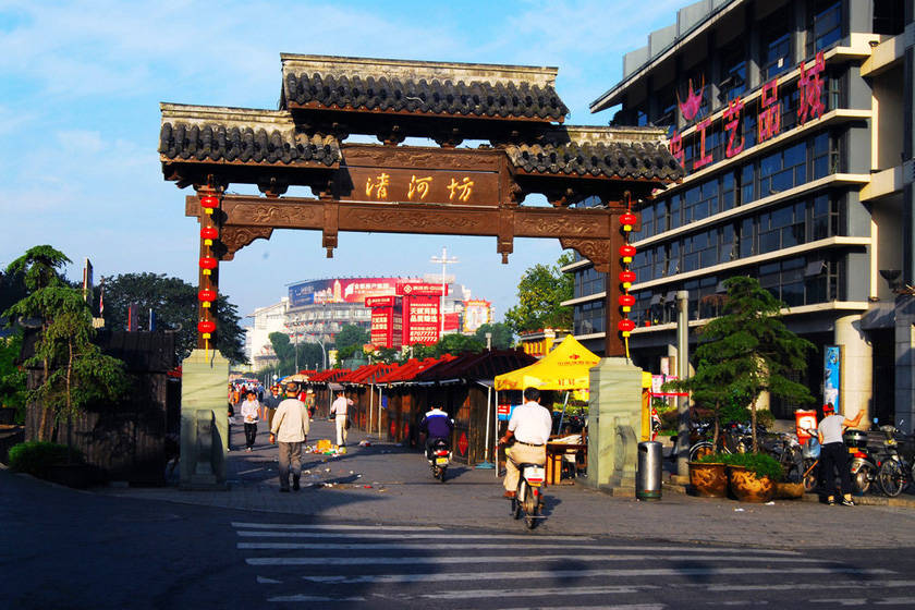 杭州最热门的步行街,每天人来人往,却受到当地人吐槽_河坊街