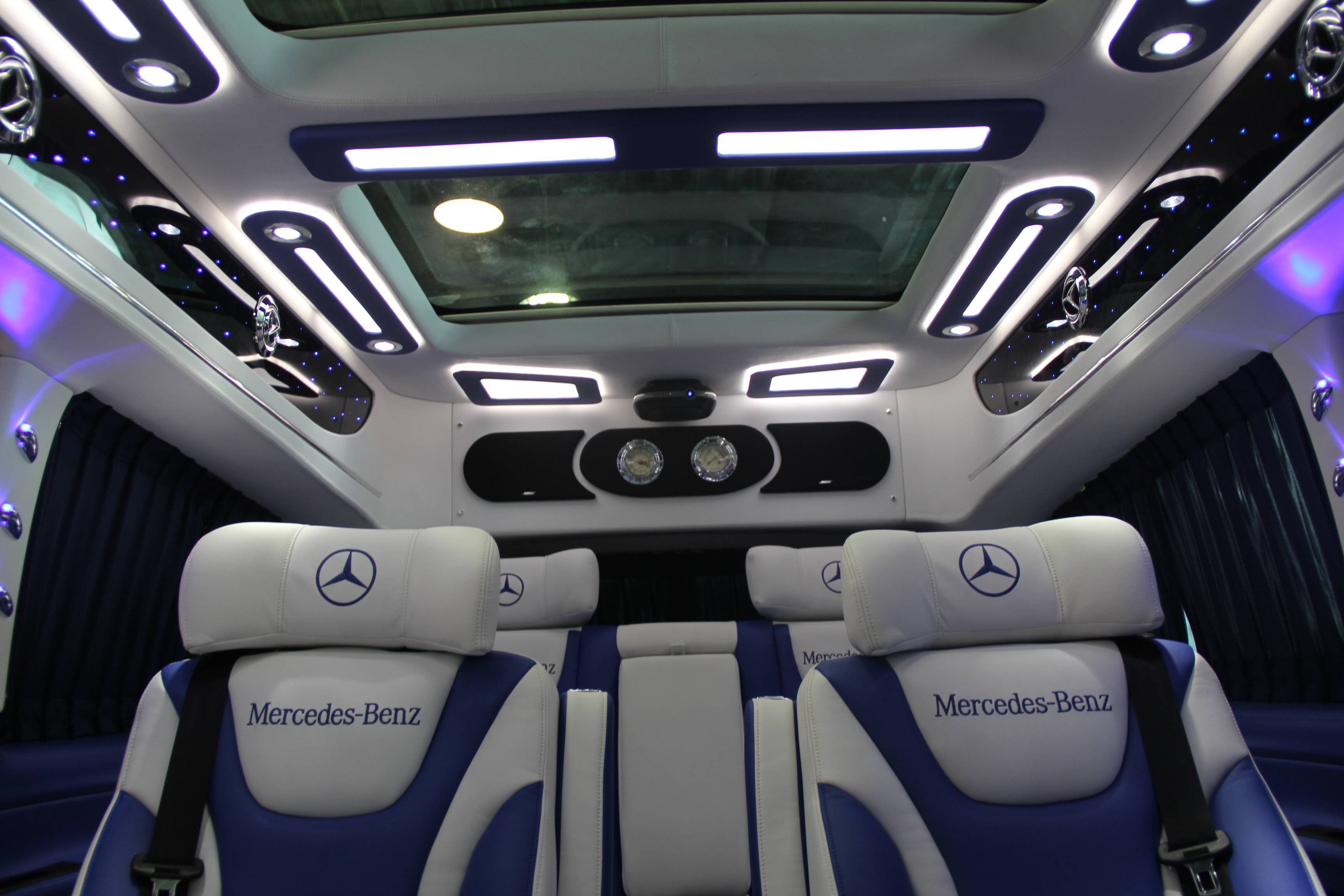 奔驰威霆改装升级真正的mpv 移动办公豪华商务舱_搜狐汽车_搜狐网