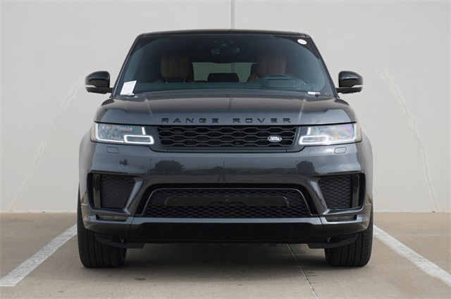 2020款路虎揽胜运动版搭载全新30t六缸发动机最大马力400匹