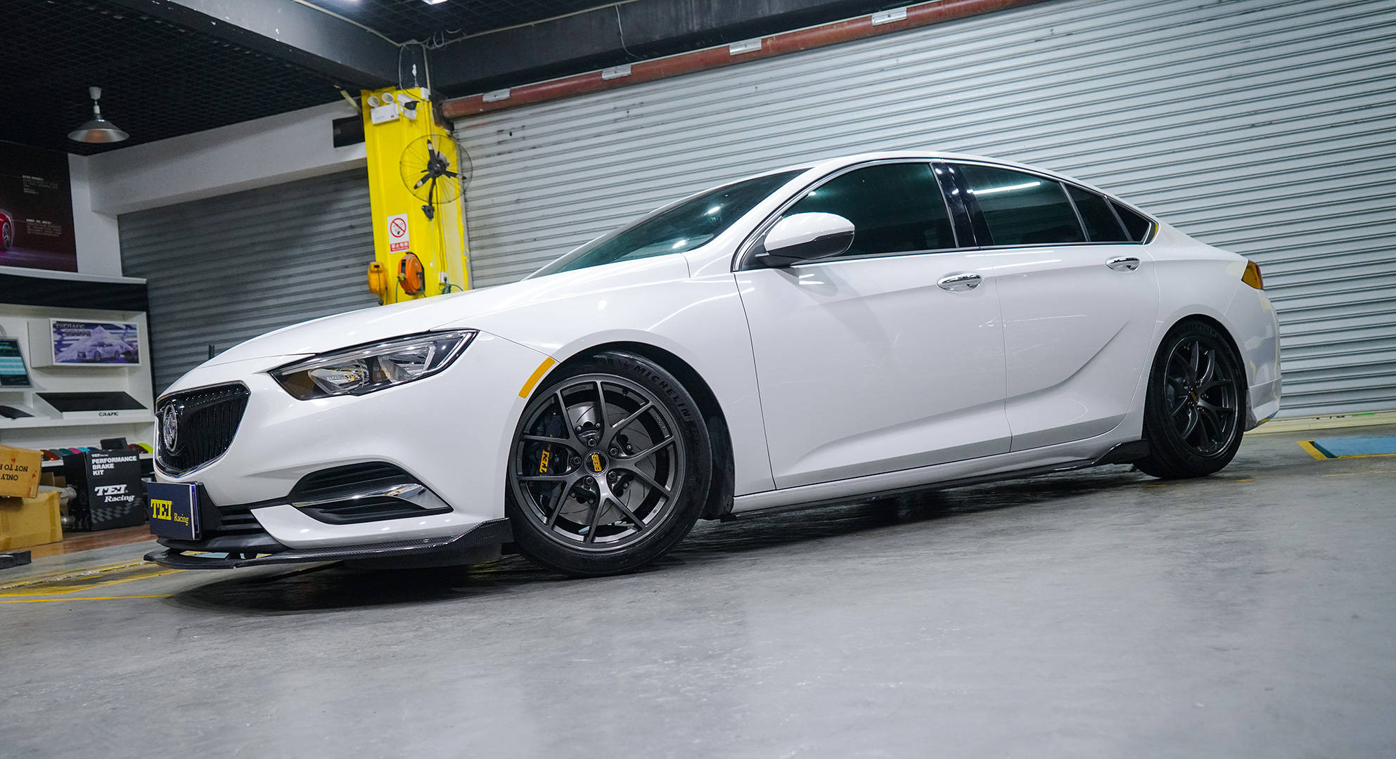 别克全新君威改装tei racing s60 super竞技版高性能刹车套件