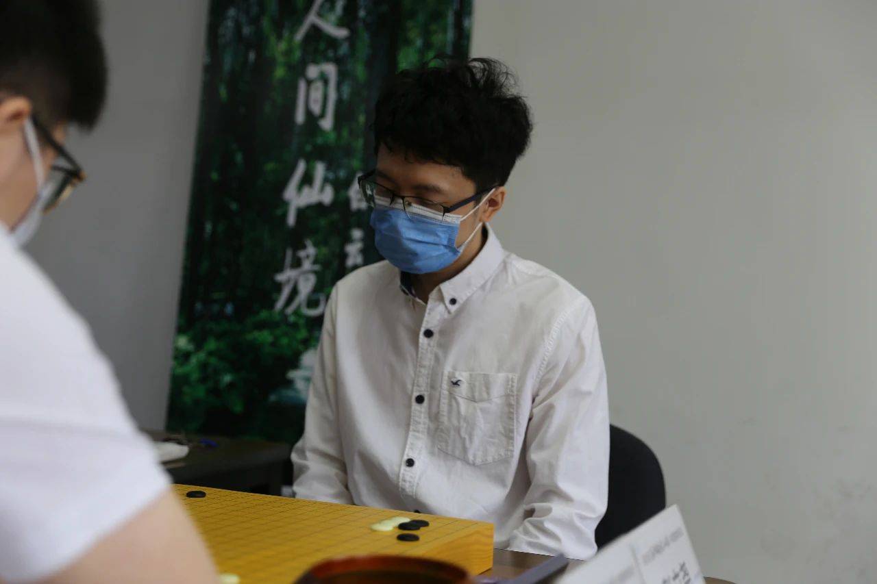 棋圣战流行以下犯上彭立尧闯关越战越勇