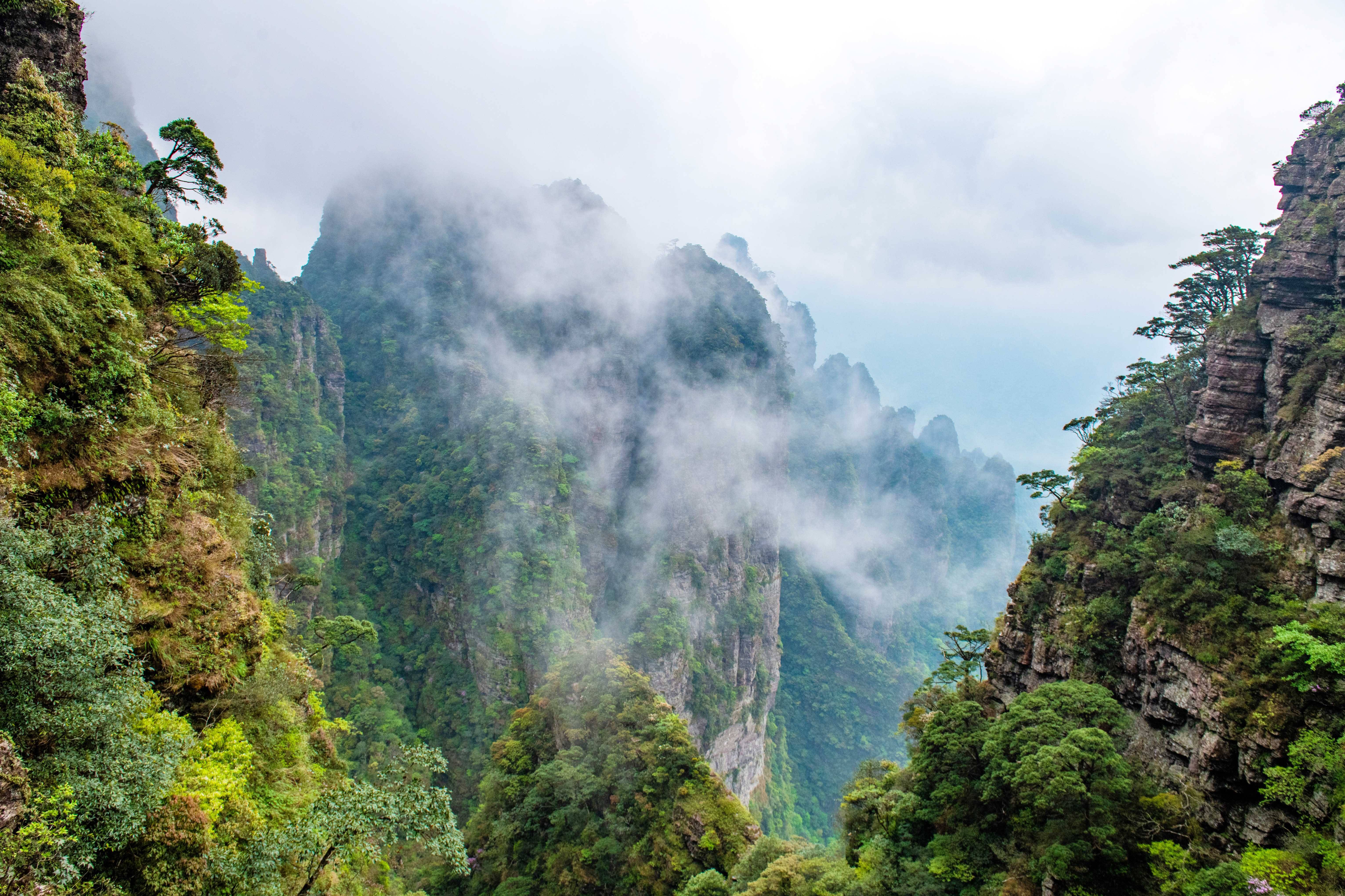 广西圣堂山风景名胜区图片