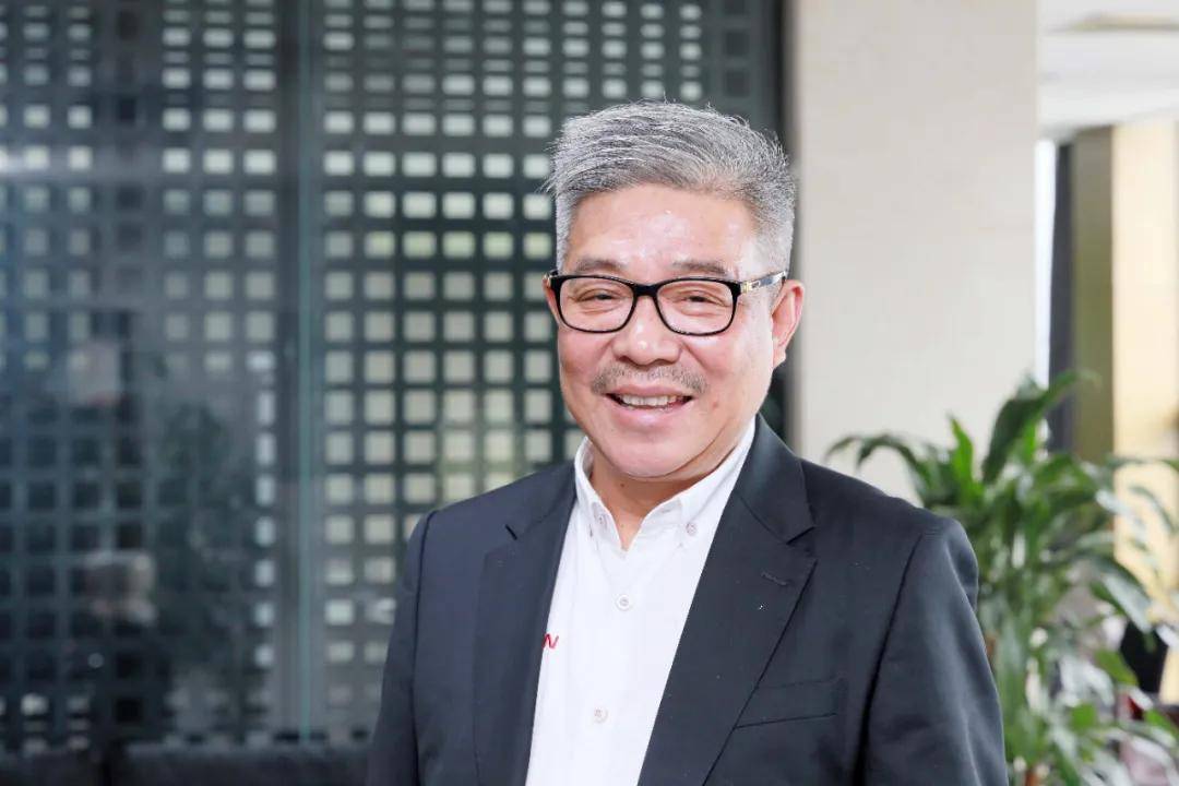 丁进 来自搜狐网