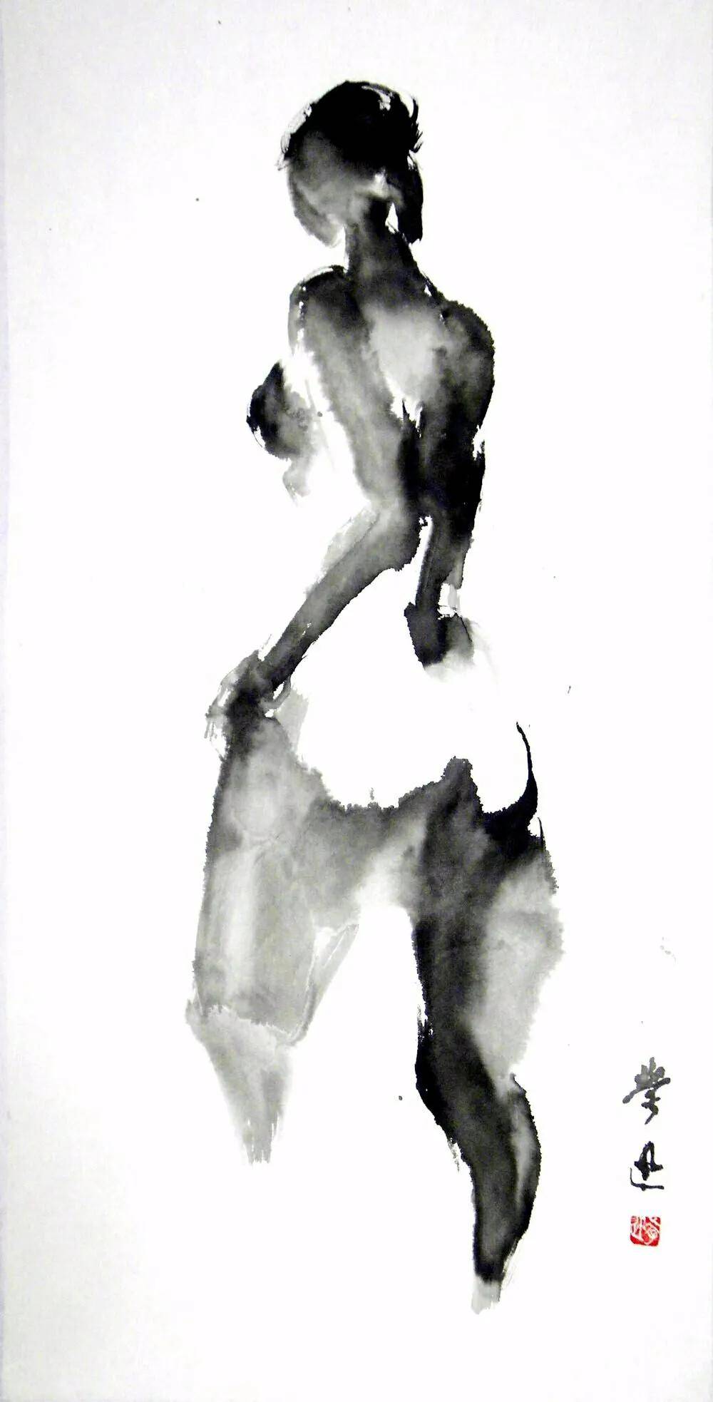 《水墨人体》之三 67×34cm李学迅的水墨人体画,在其酣漓的水墨中体现