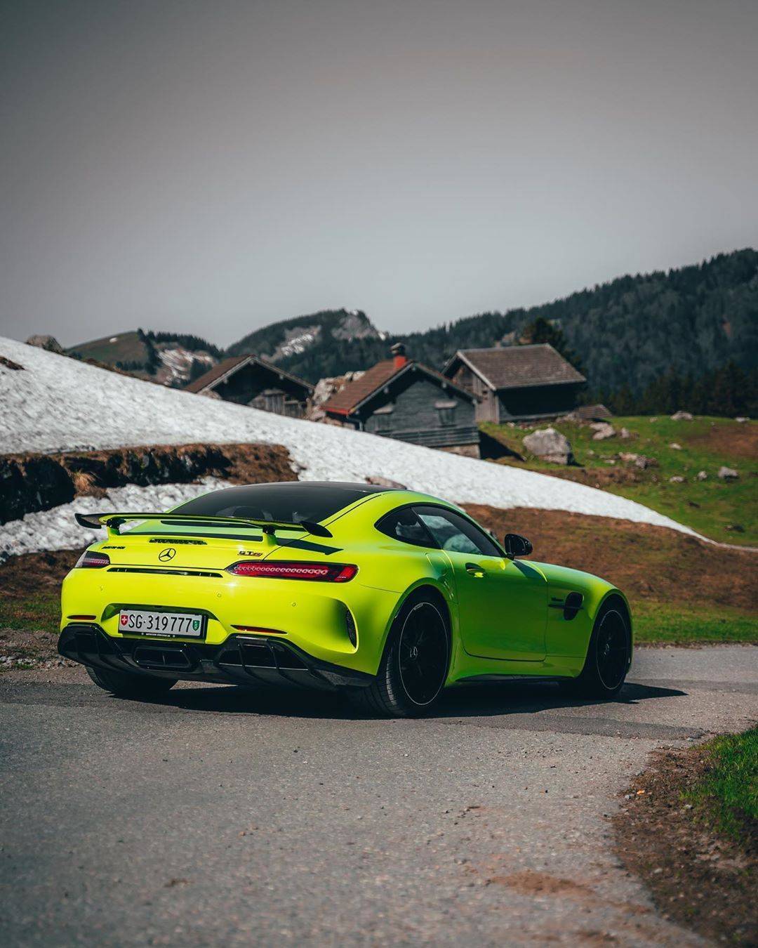 奔驰amggtr绿魔这颜色真tm像极了爱情